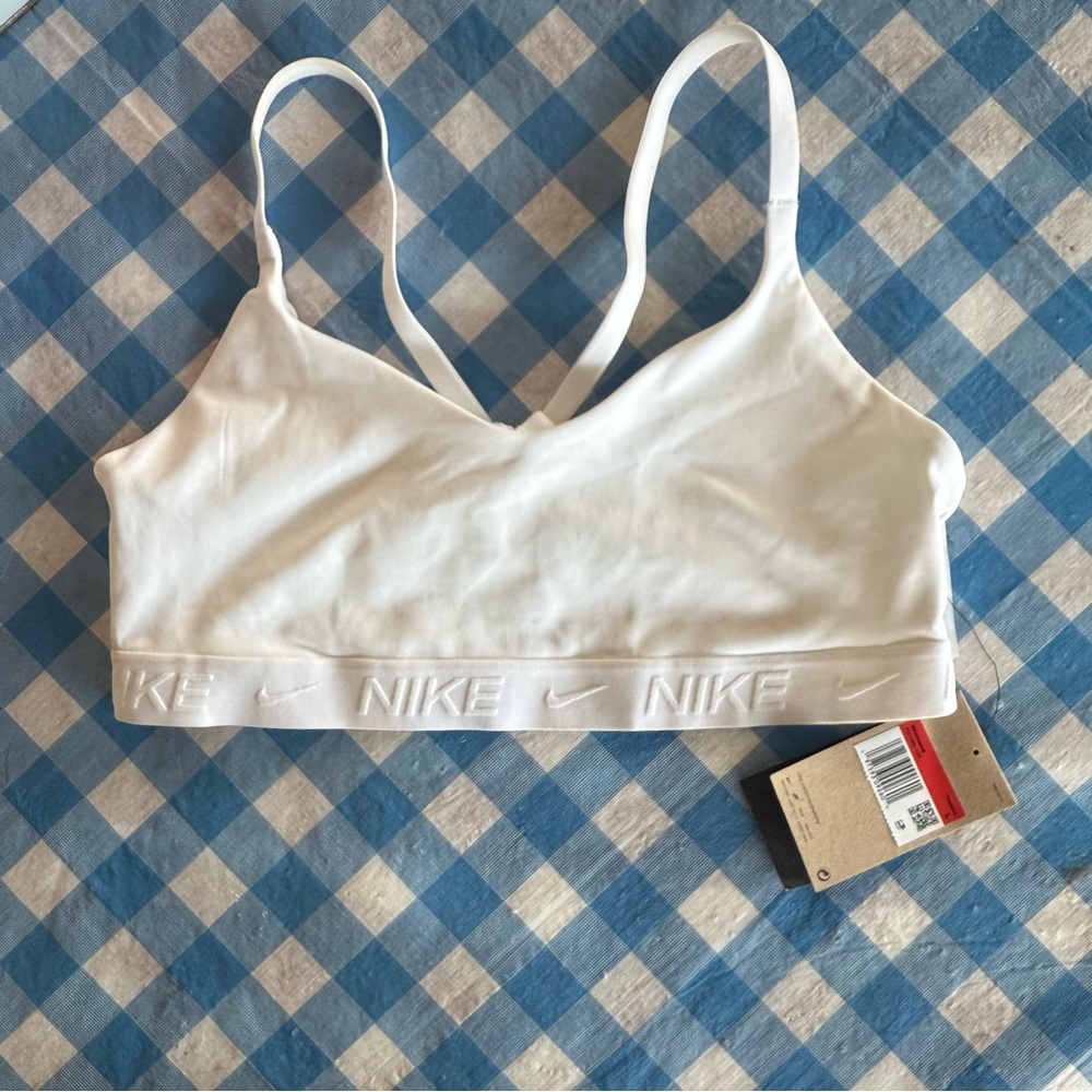 White Nike Indy Sports Bra